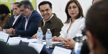 SEDESOQ presenta estrategia de Policía Social ante empresarios de CANACO