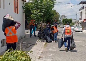 Infractores realizan trabajos comunitarios en San Juan del Río