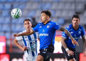 Querétaro triunfa de forma agónica