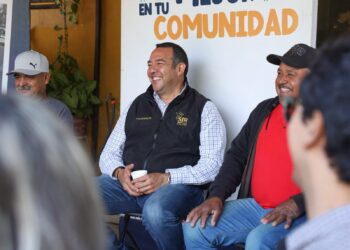 Roberto Cabrera encabeza jornada de servicios en comunidades