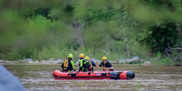 El Marqués capacita a corporaciones de los tres niveles de gobierno sobre rescate acuático
