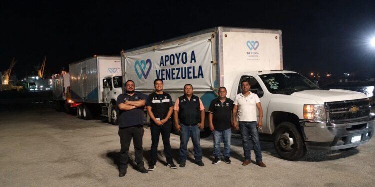 Entrega DIF Estatal de Querétaro 17 toneladas de ayuda humanitaria a embajada de Venezuela