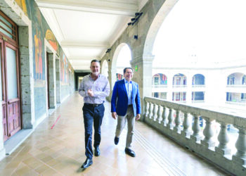 Recorte federal: $1,800 millones