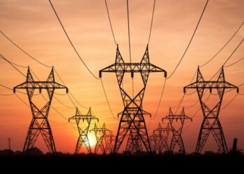 Pagarán empresas energía más cara