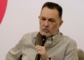 Kuri llama a medios a participar en discusión sobre regulación de radio y televisión