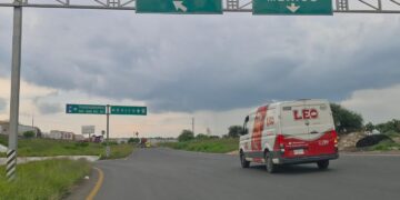 Restringen paso de transporte pesado para agilizar la movilidad en San Juan del Río