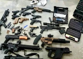 Confisca EU 138 armas destinadas a México
