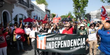 Miles de personas reclaman la independencia de Puerto Rico