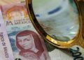 Bajaría Fitch nota si deuda se incrementa