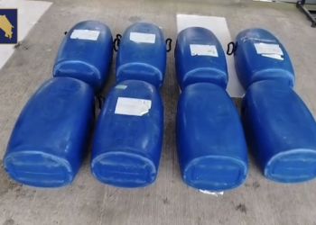 Costa Rica decomisa por primera vez cocaína líquida en operación marítima