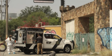 Creadores de contenido hallan un cuerpo en motel abandonado de Nuevo León