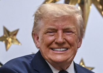 Trump celebra traslado de planta de Toyota a Texas; dice que los aranceles funcionan
