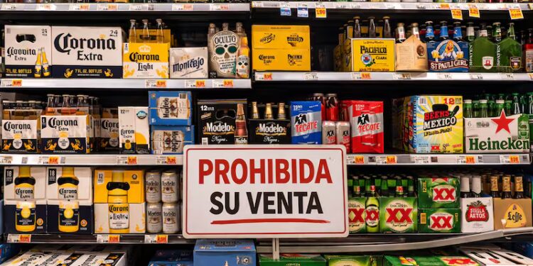 Prohíben venta de alcohol en 85 establecimientos previo al partido entre México e Inglaterra