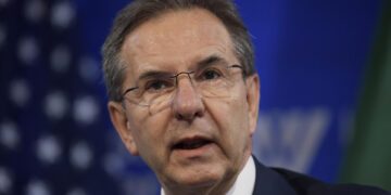 Ratifican a Esteban Moctezuma como nuevo embajador en la UE