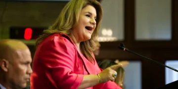 La gobernadora de Puerto Rico pide la anexión a Estados Unidos en el 250 de la independencia