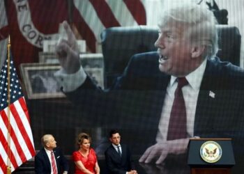 Destaca Johnson cooperación Sheinbaum-Trump