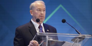 Embajador Ronald Johnson reconoce sanciones de EE.UU. a integrantes del CJNG