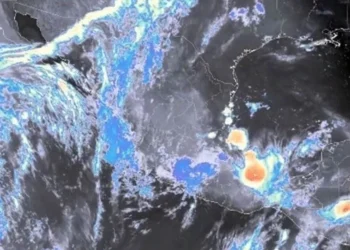 Piden precaución ante posibles deslaves e inundaciones