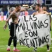 Abre FIFA expediente disciplinario por manta de Malvinas