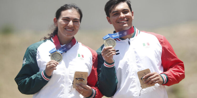 México domina el remo y el tiro con arco recurvo en los Juegos Centroamericanos