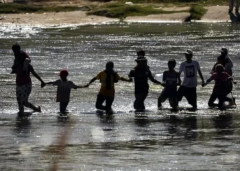 Piden intervención de ONU en muertes por operativos de ICE