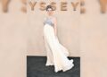 Anne Hathaway viste a la moda