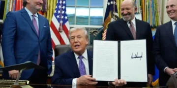 Recibió Trump el año pasado mil 200 millones de dólares de empresas de criptomonedas