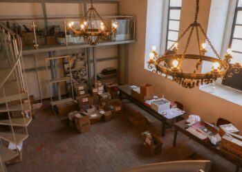 UAQ consolida el “Salón Candelabros” para preservar memoria histórica universitaria
