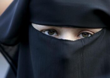 Ultraderecha de Portugal prohíbe el burka entre acusaciones de discriminación