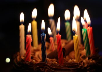 Celebran cumpleaños comunitario para niños en situación de calle