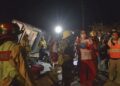 Autobús de hotel choca en Los Cabos; hay 3 muertos y 17 heridos