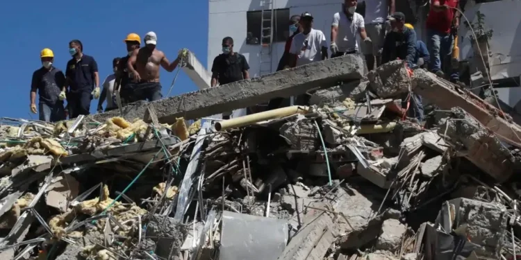 Asciende a 224 cifra de muertos por sismo en Colombia