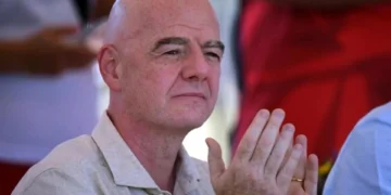 Acusan que Infantino usó dinero de la UEFA para su amante