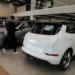 Arrollan autos chinos a otras marcas