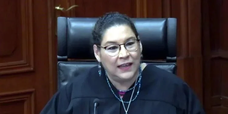 Acusa Lenia Batres ‘animadversión insana’ de sus colegas