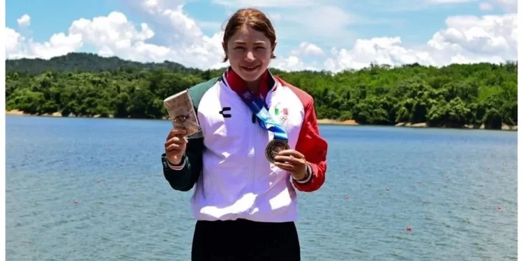 Beatriz Briones, reina del canotaje en Santo Domingo