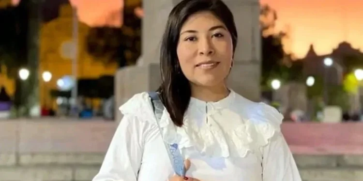 Otorgan salvoconducto a Betssy Chávez; llega a México