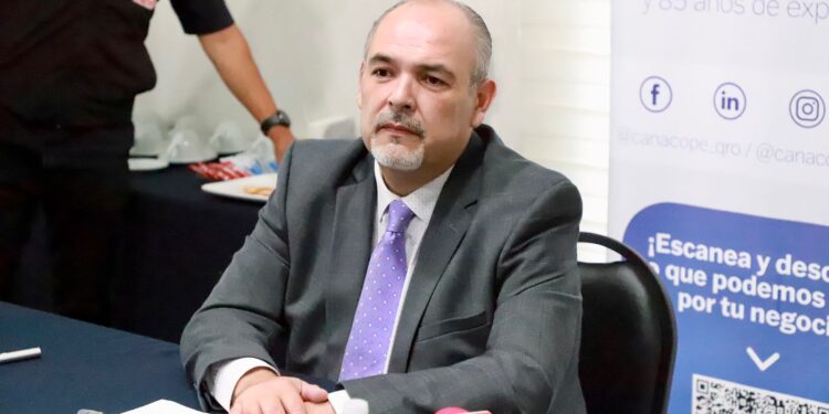 CANACOPE pide revisar requisitos tras baja de 700 negocios en Querétaro