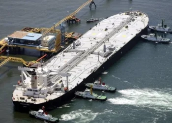 Cae crudo cerca de 2% por perspectivas de una menor demanda