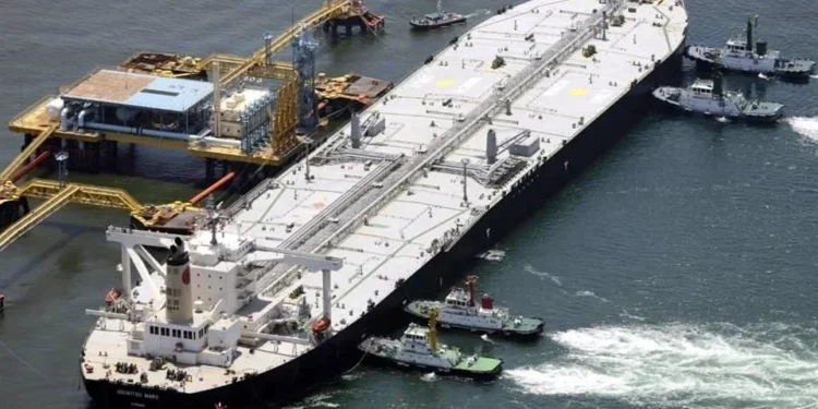 Cae crudo cerca de 2% por perspectivas de una menor demanda