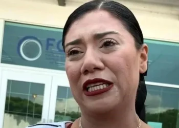 Papá de Dafne comparece vía zoom por acusación de violación