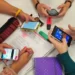 Decidirán este mes si prohíben celulares en escuelas