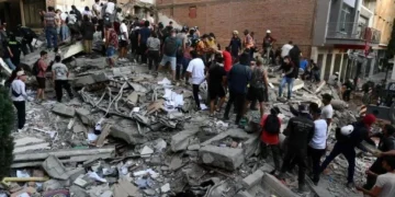 Suman 169 muertos en Colombia por terremoto