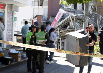 Colombia contabiliza ya 281 muertos y 379 desaparecidos por el terremoto