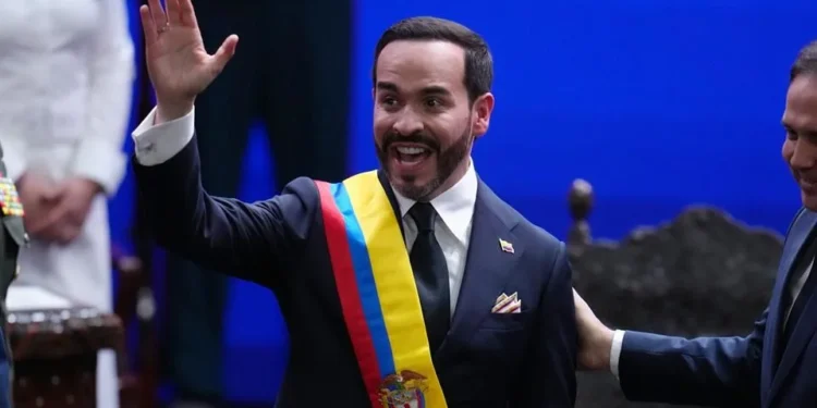 Asume De la Espriella como Presidente de Colombia