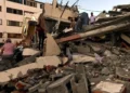 Asciende a 240 cifra de muertos por sismo en Colombia