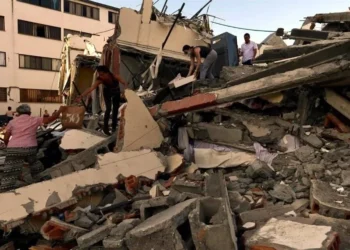 Asciende a 240 cifra de muertos por sismo en Colombia