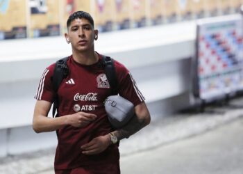 La Real Sociedad acelera por Edson Álvarez