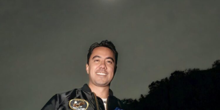 El alcalde de Querétaro asiste al Parque Joya La Barreta para observar el Eclipse Lunar 2026