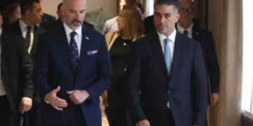 Plantea Harfuch ante DEA cooperación con respeto a soberanía